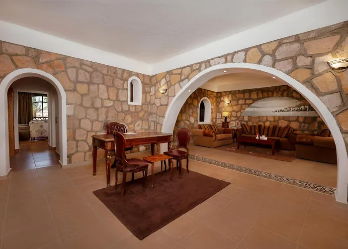 Seti Abu Simbel Lake Resort